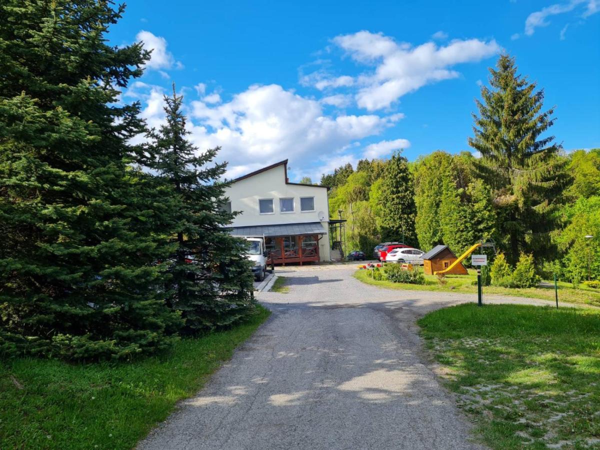 Villa Paradajs - Ubytovanie Pri Jazere Banská Štiavnica Dış mekan fotoğraf